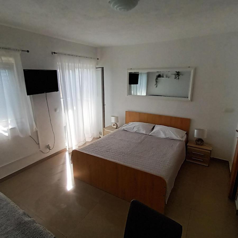 Apartments Monika Omiš Buitenkant foto